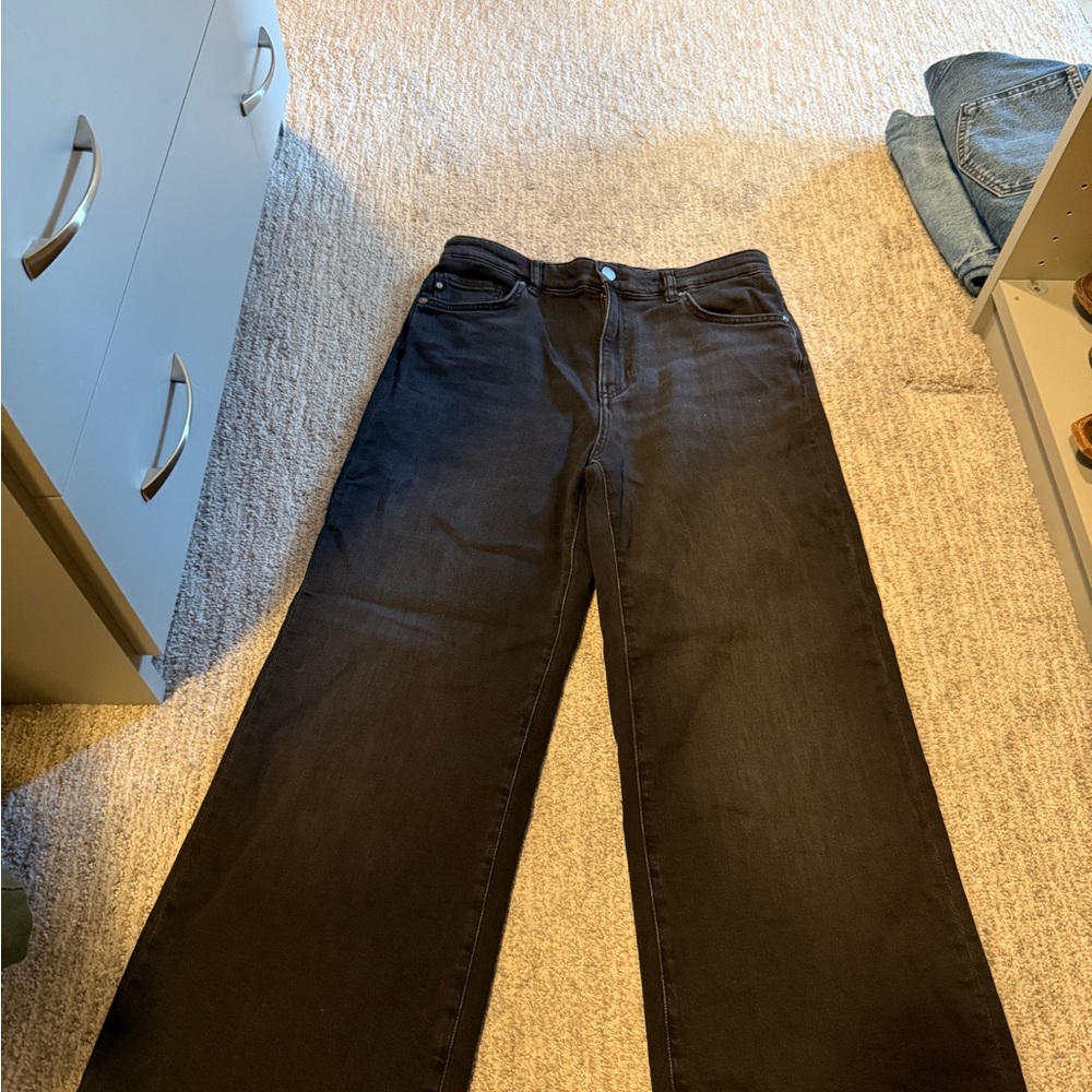 AG Saige Black Wide-Leg Crop Jeans